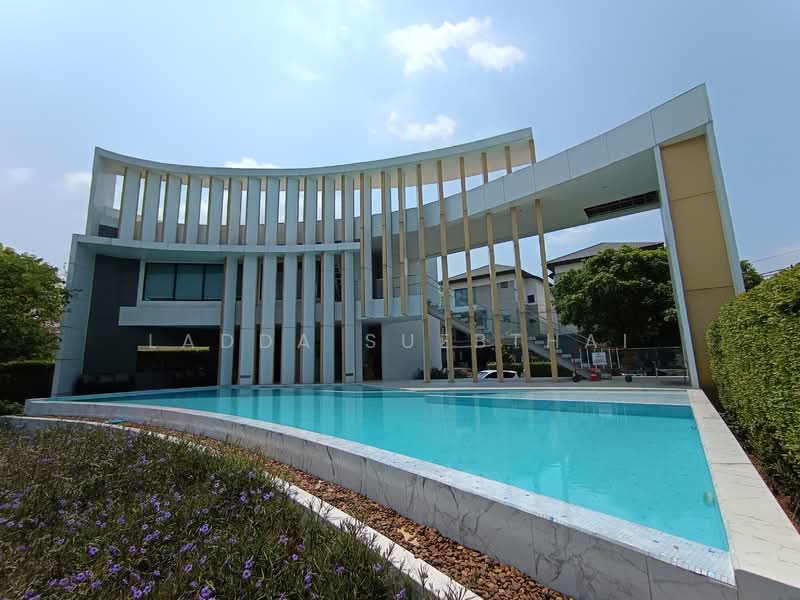 Baan Klang Muang The Edition Rama 9-Pattanakarn, Bangkok, Motorway Road, Prawet, Prawet, Bangkok, 4 Bedrooms, 222 sqm, Townhouse For Sale, by Ladda Suebthai, 500236663 - DDproperty.com