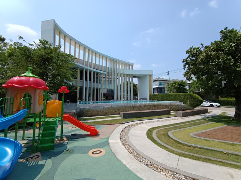 Baan Klang Muang The Edition Rama 9-Pattanakarn : บ้านกลางเมือง ดิ อิดิชั่น พระราม 9-พัฒนาการ, กรุงเทพ, ถนนเลียบมอเตอร์เวย์, ประเวศ, ประเวศ, กรุงเทพ, 222 ตร.ม., ทาวน์เฮ้าส์ ขาย, โดย Ladda Suebthai, 500236663 - DDproperty.com