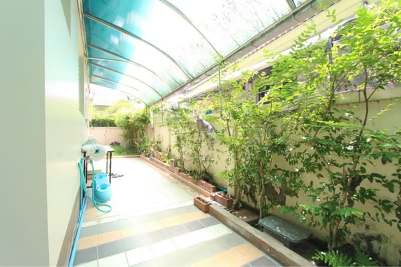 Nantawan Ramkhamhaeng, Bangkok, Soi Ramkhamhaeng 94, Saphan Sung, Saphan Sung, Bangkok, 3 Bedrooms, 250 sqm, Single Detached House For Sale, by อภิชัย ลิ้มไชยโรจน์, 500236671 - DDproperty.com