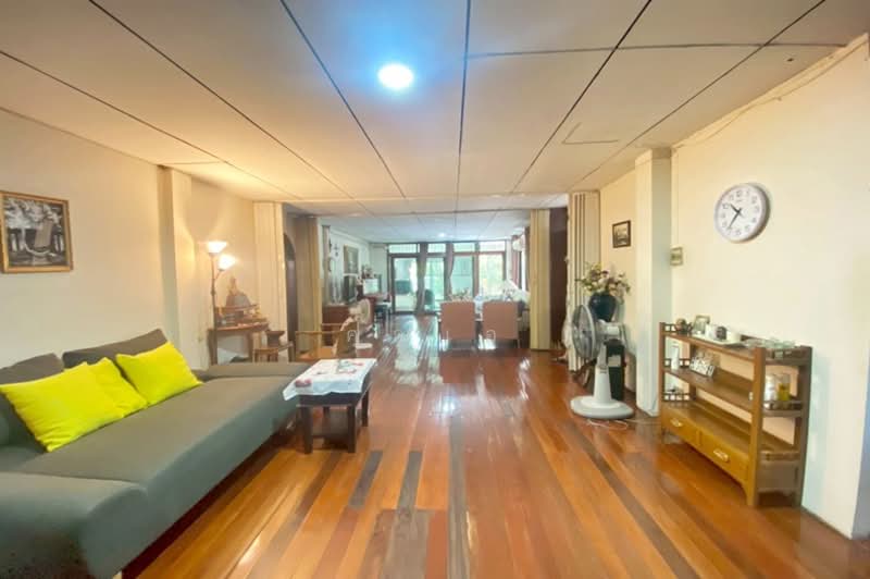 บ้านชลนิเวศน์, Bangkok, Lat Yao, Chatuchak, Bangkok, 6 Bedrooms, 400 sqm, Single Detached House For Sale, by คุณเอ, 500236675 - DDproperty.com