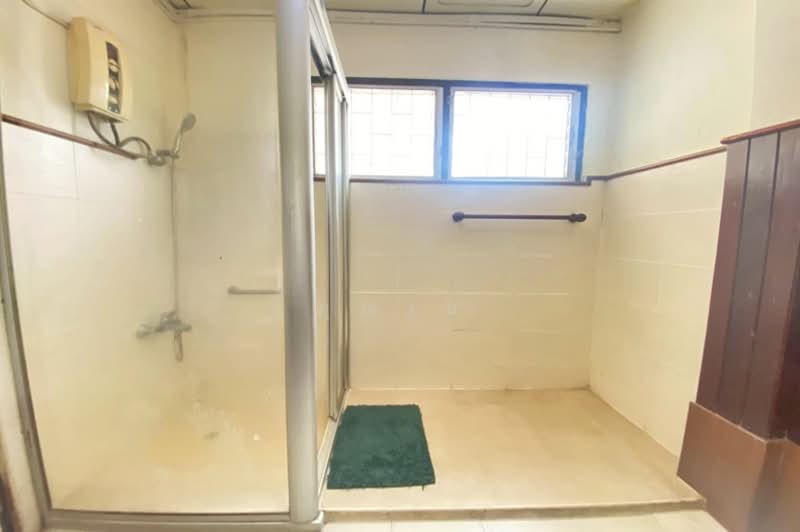 บ้านชลนิเวศน์, Bangkok, Lat Yao, Chatuchak, Bangkok, 6 Bedrooms, 400 sqm, Single Detached House For Sale, by คุณเอ, 500236675 - DDproperty.com