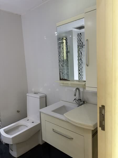 Bangna Complex, Bangkok, Bang Na, Bang Na, Bangkok, Studio, 60 sqm, Condo For Rent, by ภารวี สุมังคะละ, 500236677 - DDproperty.com