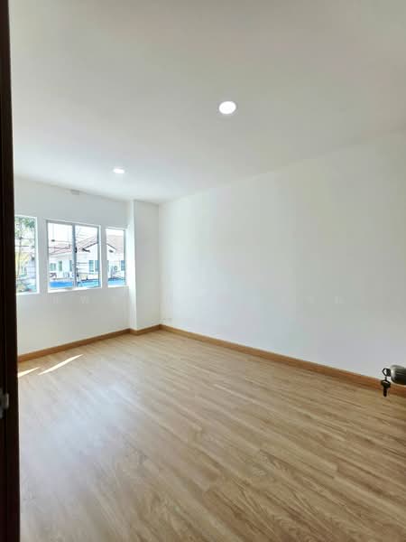 Pruksa Ville 17 Putthabucha 36-Rama 2, Bangkok, Soi Phutthabucha 36 Yeak 1, Bangmot, Thung Khru, Bangkok, 3 Bedrooms, 120 sqm, Townhouse For Sale, by แพร ภักดีธรรม, 500236680 - DDproperty.com