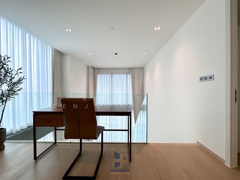 The Strand Thonglor, Bangkok, 36 Soi Sukhumvit 55, Khlong Tan Nua, Watthana, Bangkok, 2 Bedrooms, 111 sqm, Condo For Rent, by Keerati Benjasupawan, 500236684 - DDproperty.com