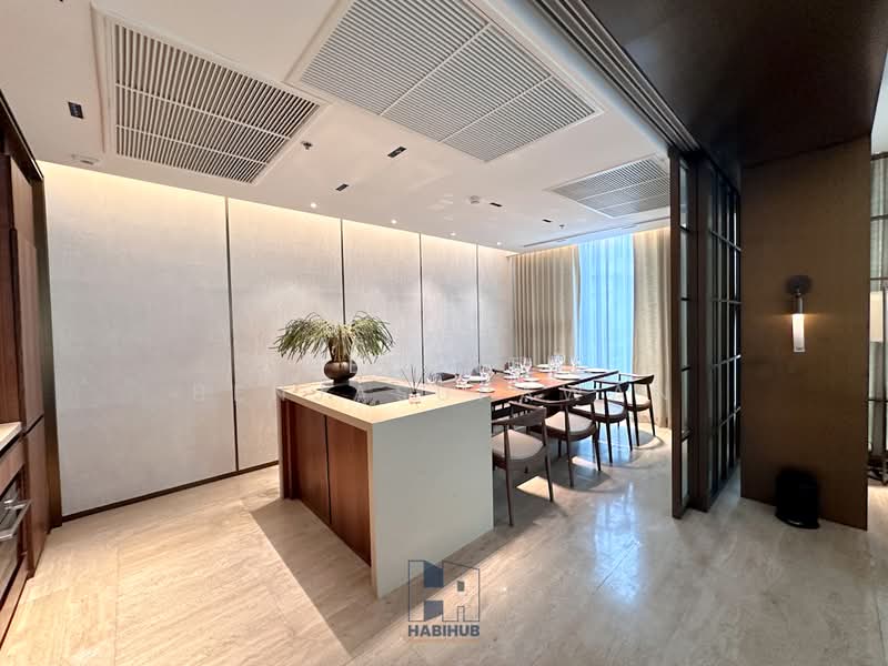 The Strand Thonglor, Bangkok, 36 Soi Sukhumvit 55, Khlong Tan Nua, Watthana, Bangkok, 2 Bedrooms, 111 sqm, Condo For Rent, by Keerati Benjasupawan, 500236684 - DDproperty.com