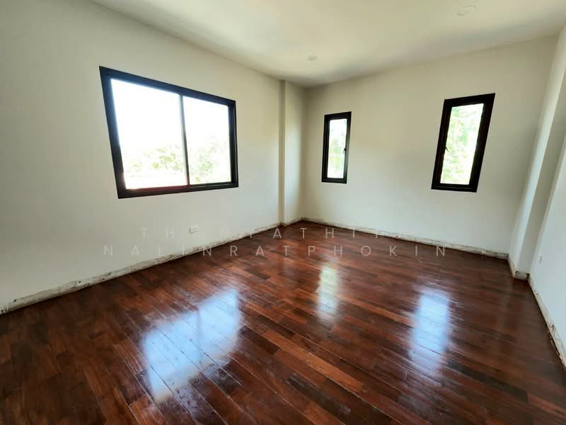 นันทวัน วงแหวน-รัตนาธิเบศร์, นนทบุรี, Nonthaburi, Sao Thong Hin, Bang Yai, Nonthaburi, 4 Bedrooms, 215 sqm, Single Detached House For Sale, by Thanyathita Nalinratphokin, 500236692 - DDproperty.com