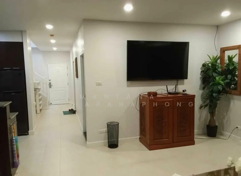 Sunrise Beach Resort & Residence : ซันไรส์ บีช รีสอร์ท แอนด์ เรสซิเดนซ์, ชลบุรี, 36 พระตำหนัก, นาจอมเทียน, สัตหีบ, ชลบุรี, 180 ตร.ม., คอนโด ให้เช่า, โดย Mantana Techapahaphong, 500236695 - DDproperty.com