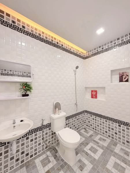 Silk Village Saimai 54, Bangkok, Soi Sai Mai 54, Sai Mai, Sai Mai, Bangkok, 2 Bedrooms, 102 sqm, Townhouse For Sale, by วัลลภา จันทร์ชิรัตน์, 500236704 - DDproperty.com