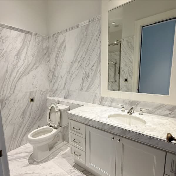 98 Wireless, Bangkok, 98 Wireless Road, Lumphini, Pathum Wan, Bangkok, 2 Bedrooms, 120 sqm, Condo For Rent, by Noppharuj Nunta, 500236710 - DDproperty.com