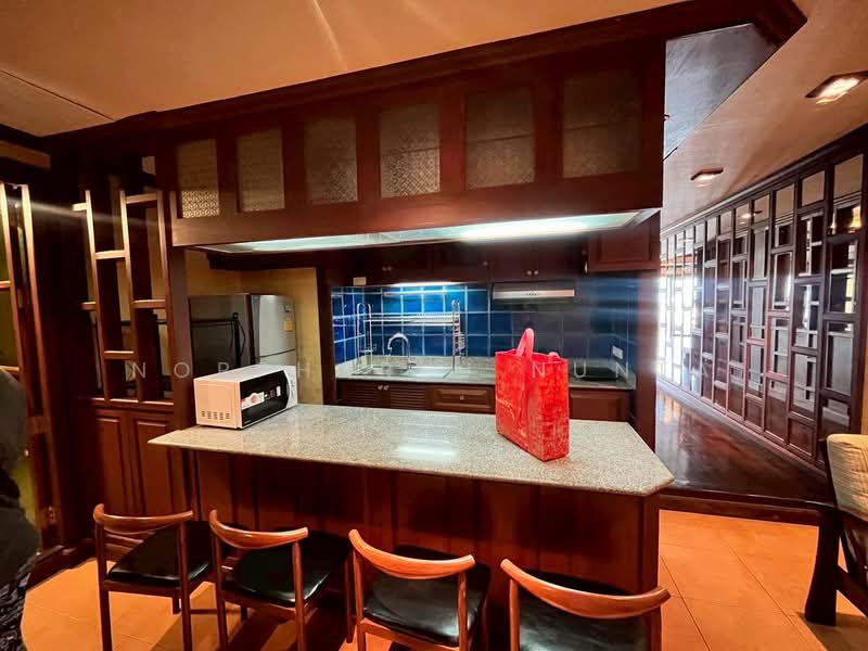 State Tower, Bangkok, 1055 Silom Road, Silom, Bang Rak, Bangkok, 1 Bedroom, 83 sqm, Condo For Rent, by Noppharuj Nunta, 500236721 - DDproperty.com