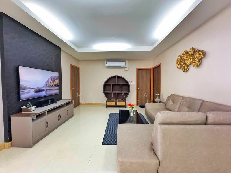 undefined, Chon Buri (Pattaya), Nong Pru, Bang Lamung (Pattaya), Chon Buri (Pattaya), 3 Bedrooms, 260 sqm, Villa For Rent, by Mantana Techapahaphong, 500236722 - DDproperty.com