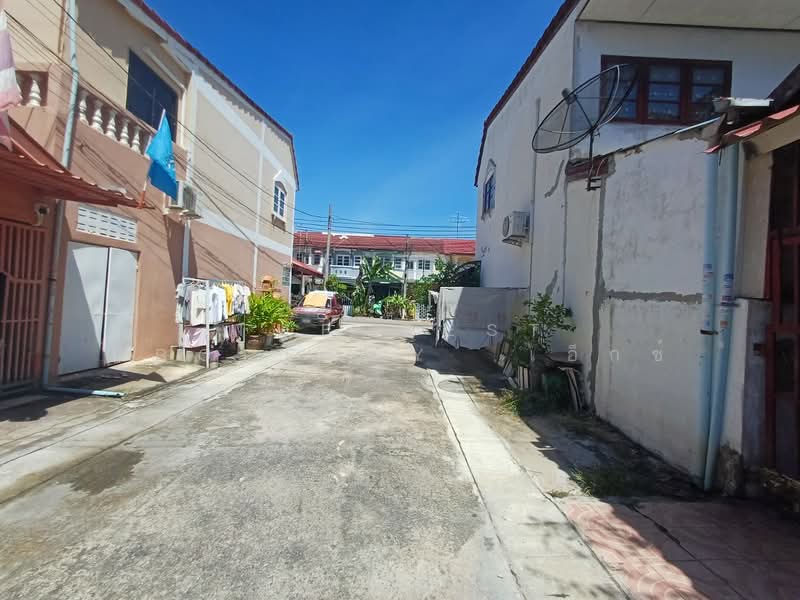 หมู่บ้านเอเชียโฮมทาวน์2 บางกรวย-ไทรน้อย, Nonthaburi, Sai Noi, Sai Noi, Nonthaburi, 2 Bedrooms, 120 sqm, Townhouse For Sale, by The Best Property  เอ็กซ์, 500236723 - DDproperty.com
