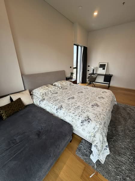 Siamese Exclusive Sukhumvit 31, Bangkok, 75 Soi Sukhumvit 31, Khlong Tan Nua, Watthana, Bangkok, 3 Bedrooms, 206 sqm, Condo For Rent, by Noppharuj Nunta, 500236736 - DDproperty.com