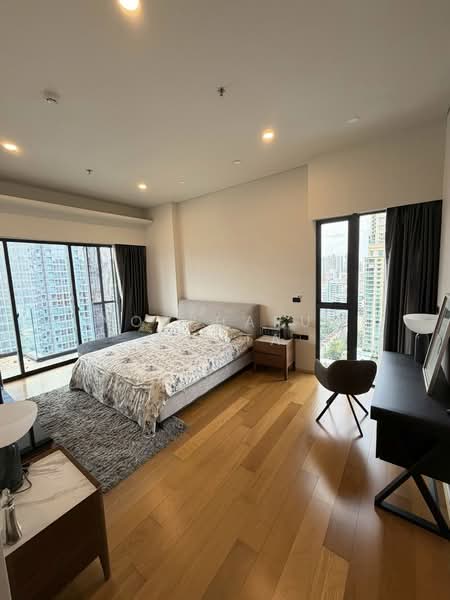 Siamese Exclusive Sukhumvit 31, Bangkok, 75 Soi Sukhumvit 31, Khlong Tan Nua, Watthana, Bangkok, 3 Bedrooms, 206 sqm, Condo For Rent, by Noppharuj Nunta, 500236736 - DDproperty.com