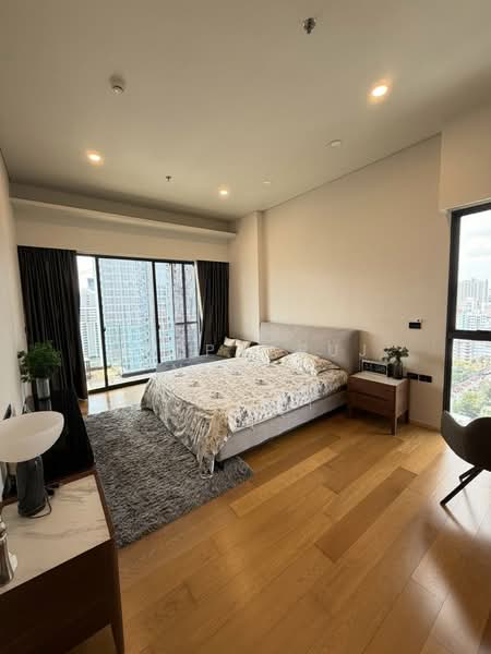 Siamese Exclusive Sukhumvit 31, Bangkok, 75 Soi Sukhumvit 31, Khlong Tan Nua, Watthana, Bangkok, 3 Bedrooms, 206 sqm, Condo For Rent, by Noppharuj Nunta, 500236736 - DDproperty.com