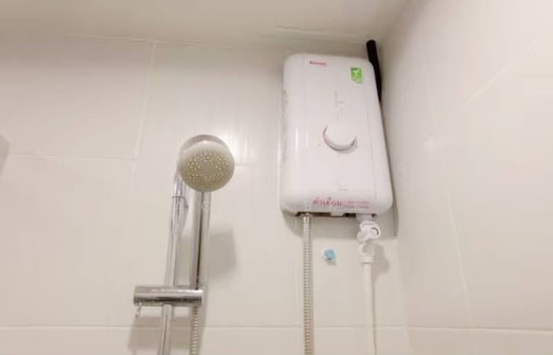 Lumpini Park Rama 9-Ratchada, Bangkok, 888 Chaturathit Road, Bang Kapi, Huai Khwang, Bangkok, 1 Bedroom, 26 sqm, Condo For Rent, by Agentbkk, 500236745 - DDproperty.com