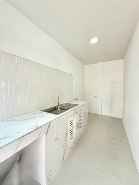 ซอยตาลเดี่ยว วังหินศรีราชา, Chon Buri (Pattaya), Surasak, Si Racha, Chon Buri (Pattaya), 3 Bedrooms, 80 sqm, Townhouse For Sale, by Janpen Konpetch, 500236766 - DDproperty.com