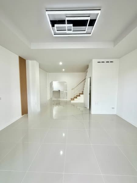 ซอยตาลเดี่ยว วังหินศรีราชา, Chon Buri (Pattaya), Surasak, Si Racha, Chon Buri (Pattaya), 3 Bedrooms, 80 sqm, Townhouse For Sale, by Janpen Konpetch, 500236766 - DDproperty.com