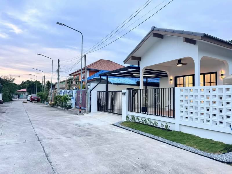บ้าน 3-ห้องนอน, ชลบุรี, หนองปลาไหล, บางละมุง, ชลบุรี, 150 ตร.ม., บ้านเดี่ยว ขาย, โดย Thanyalag Chanchodtanakul, 500236805 - DDproperty.com