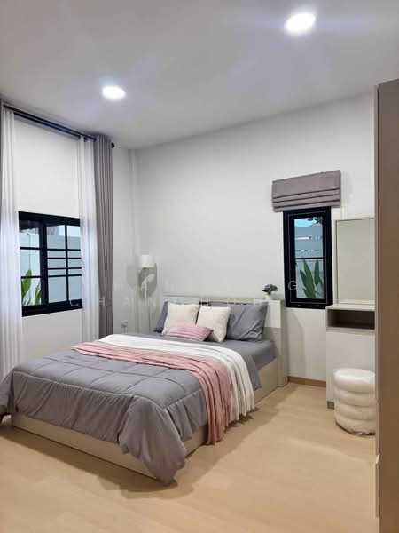 3-BR House, Chon Buri (Pattaya), Nong Pla Lai, Bang Lamung (Pattaya), Chon Buri (Pattaya), 3 Bedrooms, 150 sqm, Single Detached House For Sale, by Thanyalag Chanchodtanakul, 500236805 - DDproperty.com