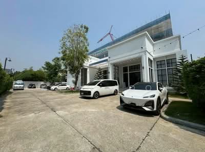 ขาย - ขาย /เช่า ที่ดิน 351 ตร.ว พร้อมอาคาร สภาพสวยพร้อมเข้าอยู่ ใกล้ BTS แบริ่ง เพียง 3 นาที (SPSSR165), สมุทรปราการ