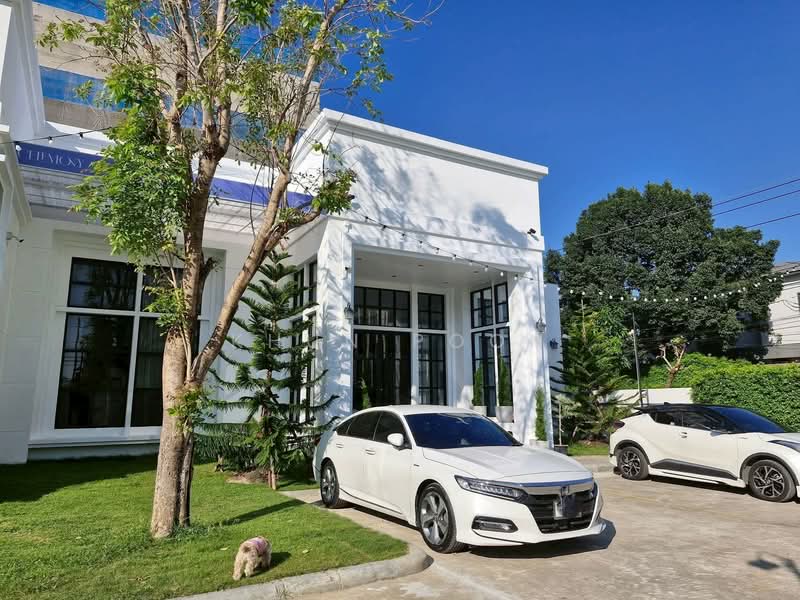 For Sale / Rent: Land 351 sq.wah with Building, Only 3 Minutes to BTS Bearing (SPSSR165), Samut Prakan, ซ. แบริ่ง 5, Samrong Nua, Muang Samut Prakarn, Samut Prakan, , 250 sqm, Retail Space For Sale, by Khun Poon, 500236806 - DDproperty.com