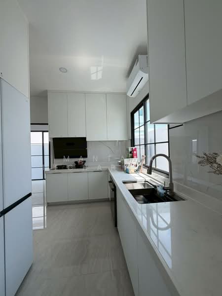 The Palm Grandio's, Chon Buri (Pattaya), Nong Pla Lai, Bang Lamung (Pattaya), Chon Buri (Pattaya), 5 Bedrooms, 377 sqm, Single Detached House For Rent, by Mantana Techapahaphong, 500236808 - DDproperty.com