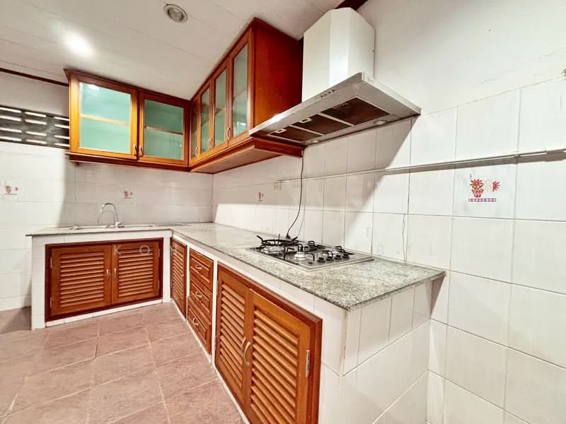 Baan Burirom Rangsit – Klong 4, Pathum Thani, 59 Moo 6, Lat Sawai, Lam Luk Ka, Pathum Thani, 3 Bedrooms, 200 sqm, Semi-Detached House (Twin House) For Rent, by CHAWALIT KONGSAKPAIBUL, 500236830 - DDproperty.com