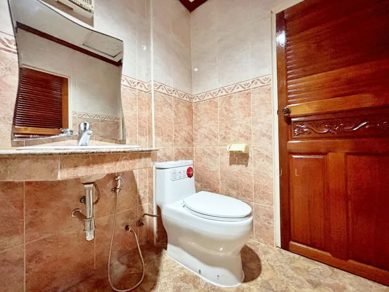 Baan Burirom Rangsit – Klong 4, Pathum Thani, 59 Moo 6, Lat Sawai, Lam Luk Ka, Pathum Thani, 3 Bedrooms, 200 sqm, Semi-Detached House (Twin House) For Rent, by CHAWALIT KONGSAKPAIBUL, 500236830 - DDproperty.com