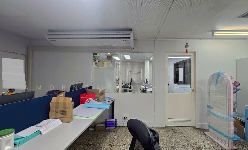 Building, Bangkok, Khlong Tan Nua, Watthana, Bangkok, , 1,500 sqm, Shophouse For Rent, by Amornrat On-Thong, 500236842 - DDproperty.com