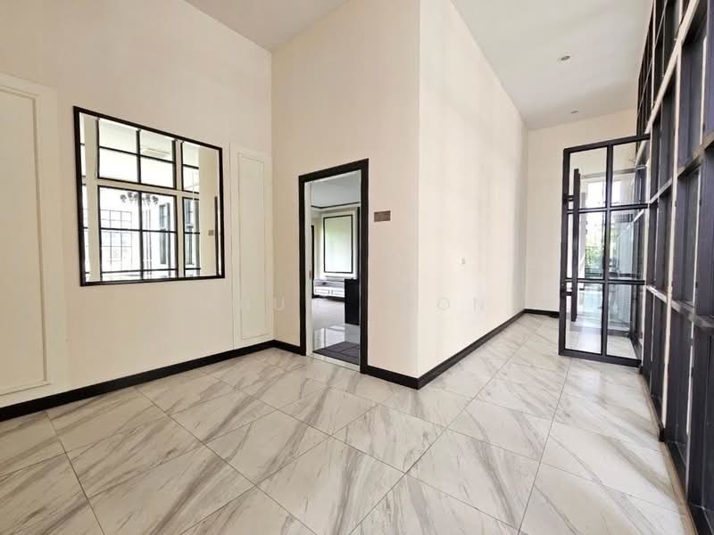 For Sale / Rent: Land 351 sq.wah with Building, Only 3 Minutes to BTS Bearing (SPSSR165), Samut Prakan, ซอยแบริ่ง 5, Samrong Nua, Muang Samut Prakarn, Samut Prakan, , 250 sqm, Retail Space For Rent, by Khun Poon, 500236847 - DDproperty.com