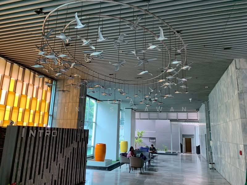 Intro Phaholyothin-Pradipat, Bangkok, Pradipat, Samsen Nai, Phaya Thai, Bangkok, 2 Bedrooms, 76 sqm, Condo For Sale, by Keerati Benjasupawan, 500236851 - DDproperty.com