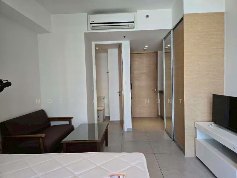 The Lofts Ekkamai, Bangkok, 1415 Sukhumvit Road, Phra Kanong Nua, Watthana, Bangkok, 1 Bedroom, 28 sqm, Condo For Sale, by Noppharuj Nunta, 500236859 - DDproperty.com
