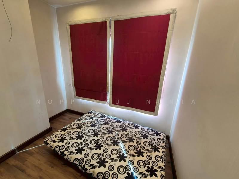 Q House Condo Sathorn, Bangkok, Thonburi Road, Khlong Ton Sai, Khlong San, Bangkok, 2 Bedrooms, 65 sqm, Condo For Rent, by Noppharuj Nunta, 500236871 - DDproperty.com