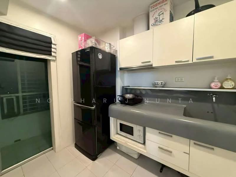 Q House Condo Sathorn, Bangkok, Thonburi Road, Khlong Ton Sai, Khlong San, Bangkok, 2 Bedrooms, 65 sqm, Condo For Rent, by Noppharuj Nunta, 500236871 - DDproperty.com