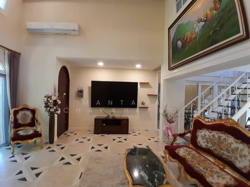 Silk Road Place, Chon Buri (Pattaya), Chaiyapruek 2 Road, Bang Lamung, Bang Lamung (Pattaya), Chon Buri (Pattaya), 2 Bedrooms, 100 sqm, Single Detached House For Rent, by Mantana Techapahaphong, 500236872 - DDproperty.com