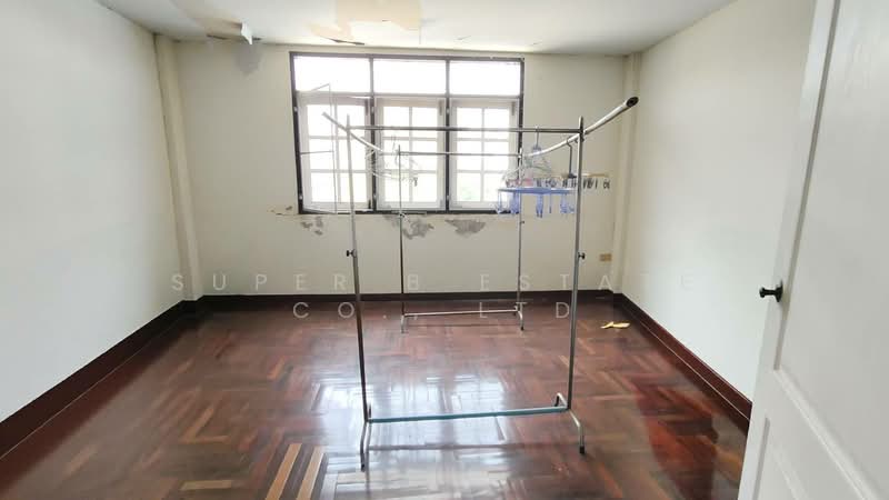 For Sale - ตึกแถวรามอินทรา 8, Bangkok