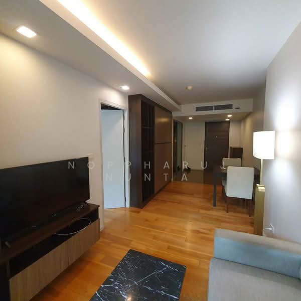 Focus Ploenchit, Bangkok, Soi Sukhumvit 2, Khlong Toei, Khlong Toei, Bangkok, 1 Bedroom, 48 sqm, Condo For Sale, by Noppharuj Nunta, 500236925 - DDproperty.com