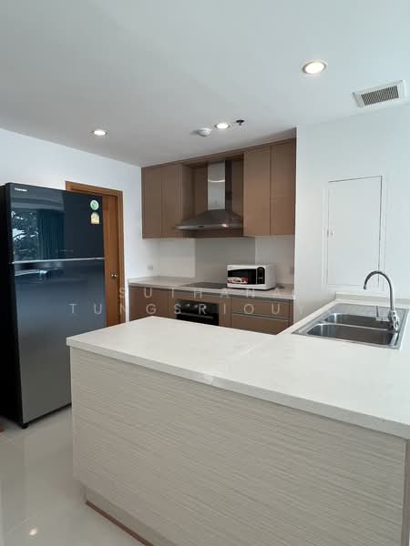 The Empire Place, Bangkok, 88 Narathiwatratchanakharin Road, Thung Maha Mek, Sathon, Bangkok, 3 Bedrooms, 371 sqm, Condo For Rent, by Suthana Tungsriouya, 500236959 - DDproperty.com