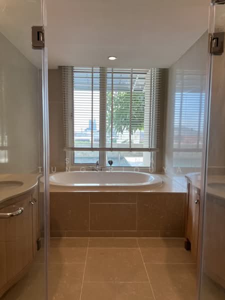 The Empire Place, Bangkok, 88 Narathiwatratchanakharin Road, Thung Maha Mek, Sathon, Bangkok, 3 Bedrooms, 371 sqm, Condo For Rent, by Suthana Tungsriouya, 500236959 - DDproperty.com