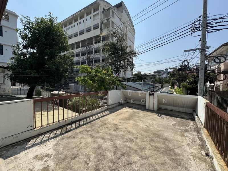 บ้านเดี่ยวทำธุรกิจ ซอยนราธิวาส 15 จาก BTS ช่องนนทรี 1.1 km, กรุงเทพ, ทุ่งมหาเมฆ, สาทร, กรุงเทพ, 300 ตร.ม., บ้านเดี่ยว ให้เช่า, โดย Sirikul Wattanakorn, 500236961 - DDproperty.com