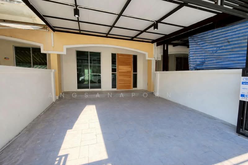 บ้านกลางเมือง เดอะรอยัลโมนาโค ศรีนครินทร์, Bangkok, Suan Luang, Suan Luang, Bangkok, 4 Bedrooms, 200 sqm, Townhouse For Sale, by Angsanaporn D, 500236967 - DDproperty.com