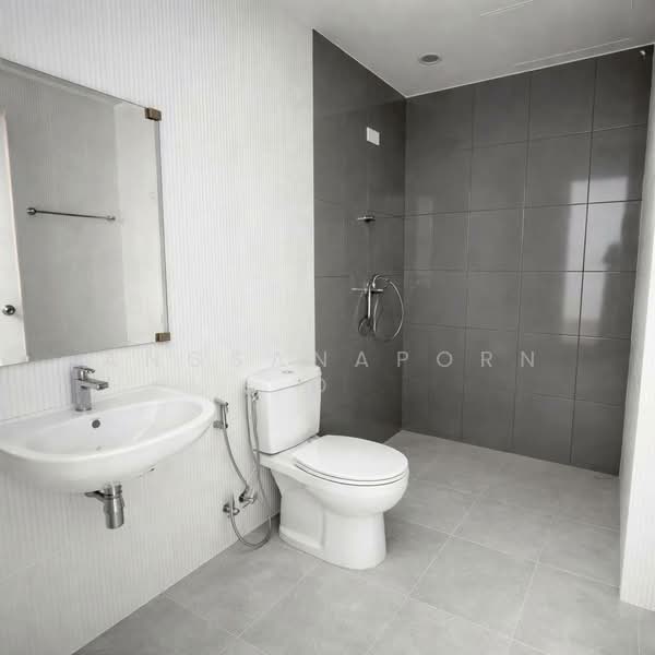 บ้านกลางเมือง เดอะรอยัลโมนาโค ศรีนครินทร์, Bangkok, Suan Luang, Suan Luang, Bangkok, 4 Bedrooms, 200 sqm, Townhouse For Sale, by Angsanaporn D, 500236967 - DDproperty.com