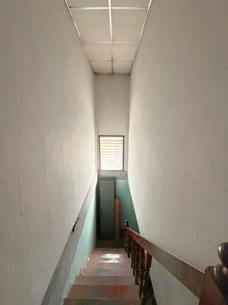 Samrej Ville 1, Nonthaburi, 158 Soi Moobaan Samret Ville 1, Soi 8, Mahasawat, Bang Kruai, Nonthaburi, 2 Bedrooms, 100 sqm, Townhouse For Sale, by Punpapa Rassamee, 500236970 - DDproperty.com