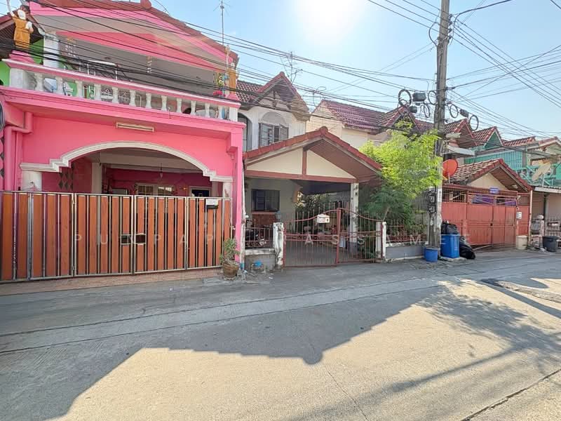 Samrej Ville 1, Nonthaburi, 158 Soi Moobaan Samret Ville 1, Soi 8, Mahasawat, Bang Kruai, Nonthaburi, 2 Bedrooms, 100 sqm, Townhouse For Sale, by Punpapa Rassamee, 500236970 - DDproperty.com