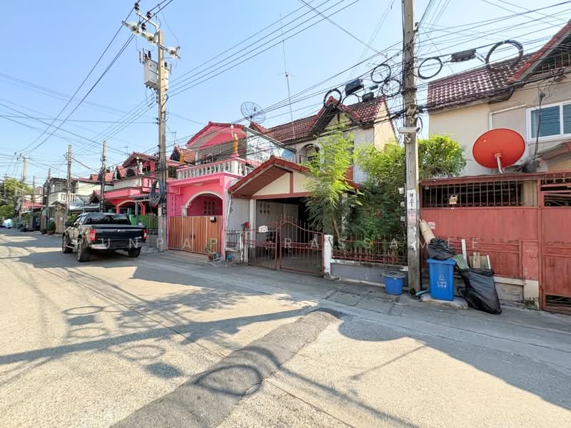 Samrej Ville 1 : สำเร็จวิลล์ 1, นนทบุรี, 158 ซอย หมู่บ้านสำเร็จวิลล์ 1 ซอย 8, มหาสวัสดิ์, บางกรวย, นนทบุรี, 100 ตร.ม., ทาวน์เฮ้าส์ ขาย, โดย Punpapa Rassamee, 500236970 - DDproperty.com