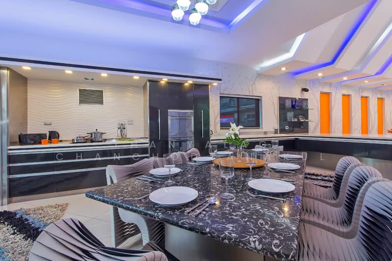 4-BR Villa, Chon Buri (Pattaya), Nong Pru, Bang Lamung (Pattaya), Chon Buri (Pattaya), 4 Bedrooms, 650 sqm, Villa For Sale, by Thanyalag Chanchodtanakul, 500236974 - DDproperty.com