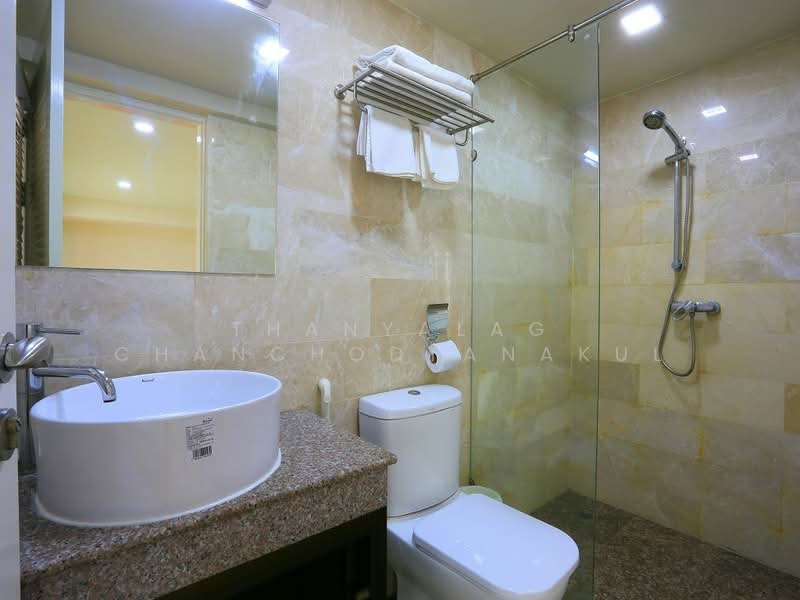 5-BR Villa, Chon Buri (Pattaya), Nong Pru, Bang Lamung (Pattaya), Chon Buri (Pattaya), 5 Bedrooms, 450 sqm, Villa For Sale, by Thanyalag Chanchodtanakul, 500236984 - DDproperty.com