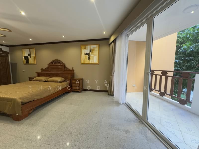 Royal Hill Resort : รอยัล ฮิลล์ รีสอร์ท, ชลบุรี, 154 ถ.ทัพพระยา, หนองปรือ, บางละมุง, ชลบุรี, 139 ตร.ม., คอนโด ขาย, โดย Thanyalag Chanchodtanakul, 500237000 - DDproperty.com