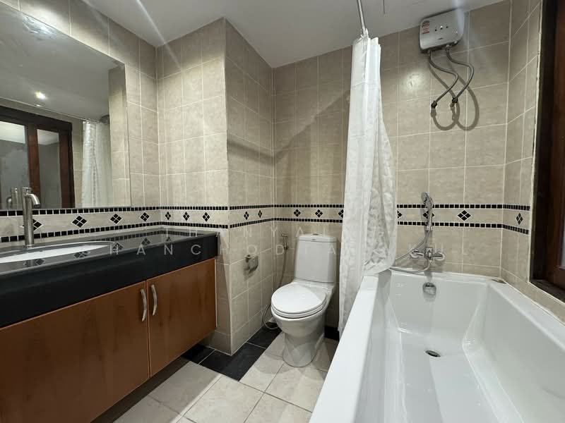 Royal Hill Resort, Chon Buri (Pattaya), 154 Thappraya Rd, Nong Pru, Bang Lamung (Pattaya), Chon Buri (Pattaya), 2 Bedrooms, 139 sqm, Condo For Sale, by Thanyalag Chanchodtanakul, 500237000 - DDproperty.com